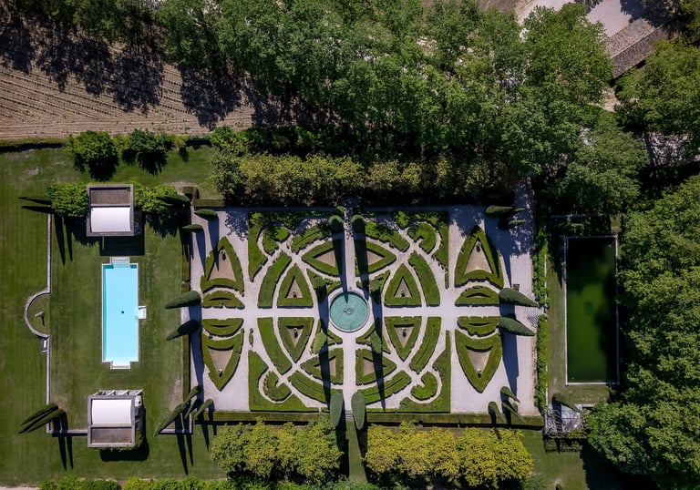 jardin à la Française château de Sannes