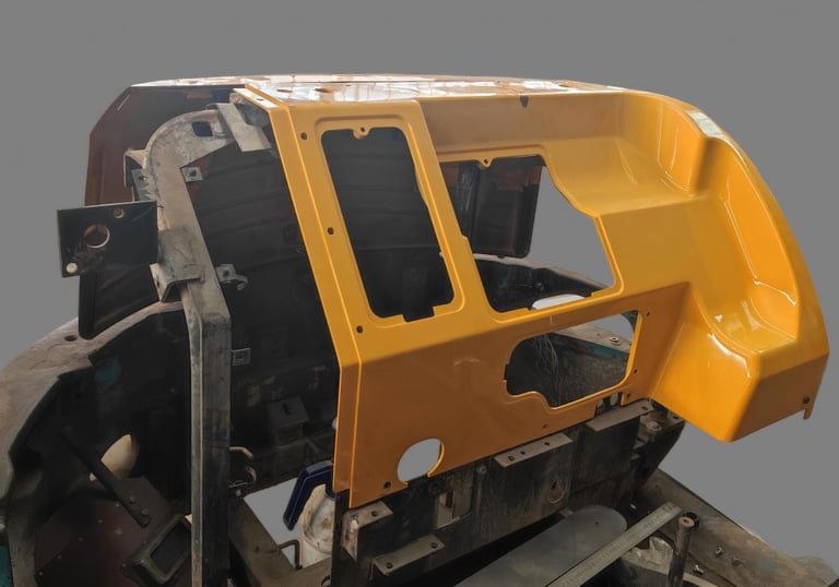 Excavator hood and outer casing
