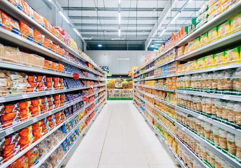 Supermarktregale – Warenverräumung Zeitarbeit Einzelhandel CCM Personnel
