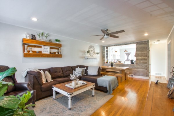 Discover our charming farmhouse inspired duplex rental in Nashville's Cherokee Park neighborhood.