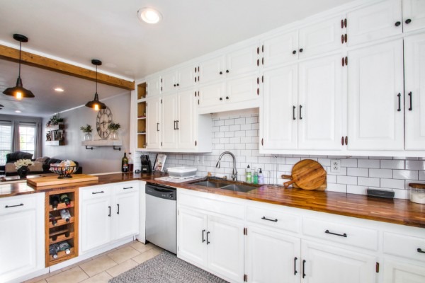 Discover our charming farmhouse inspired duplex rental in Nashville's Cherokee Park neighborhood.