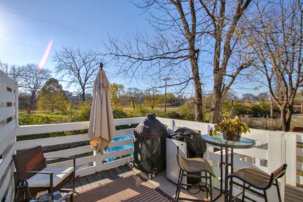 Discover our charming farmhouse inspired duplex rental in Nashville's Cherokee Park neighborhood.