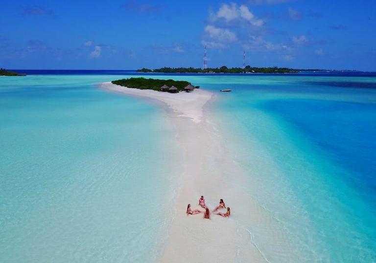 desert island picnic ukulhas