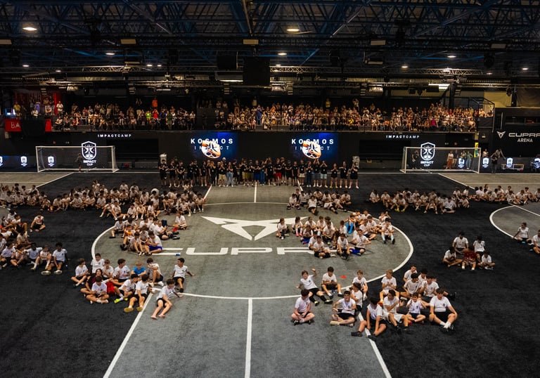 <img src="portfolio.jpg" alt="Ejemplo de sesión fotográfica profesional realizada por Keops">