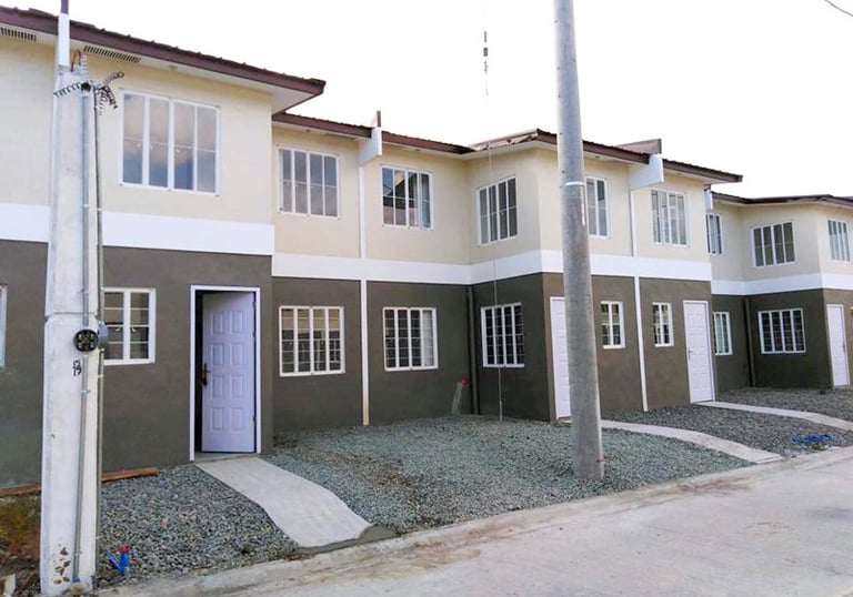 Alice townhouse at Lancaster New City