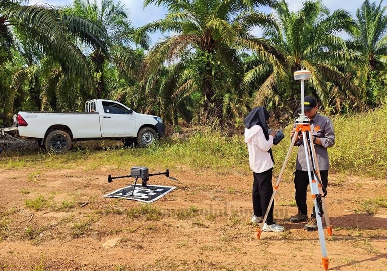 Foto udara lahan baru pembukaan perkebunan sawit di Sumatera Selatan oleh PT GeoNav Solution menggun