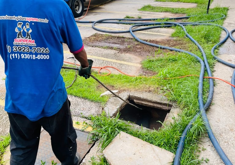 desentupimento de esgoto