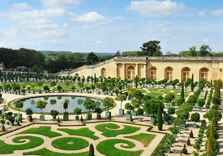 Versailles Castle garden Paris France