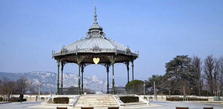 Conciergerie Airbnb Valence – gestion communication voyageurs