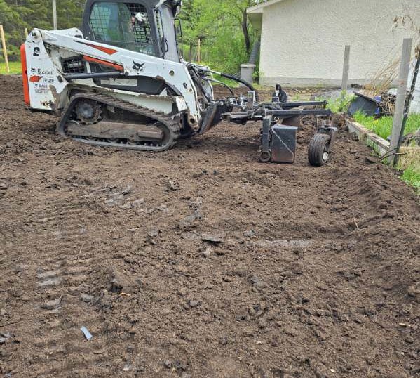 Property Grading, Property Levelling, Brush Removal Manitoba, Property Excavation 