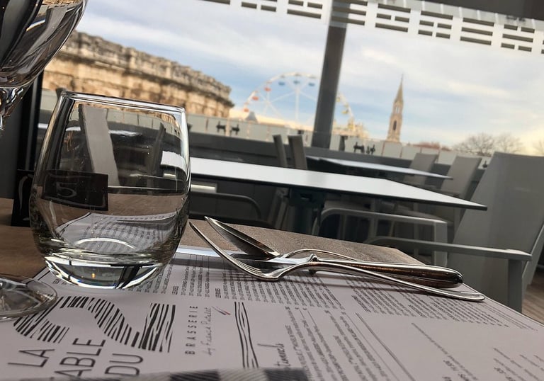 Photographie intérieur du restaurant "la table du 2" Nîmes