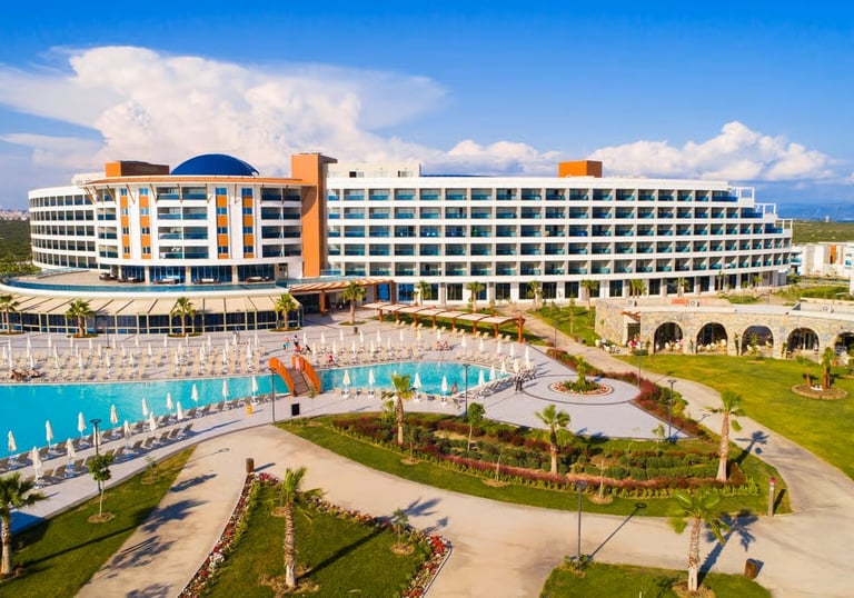 5⭐️ Aquasis Deluxe Resort & Spa