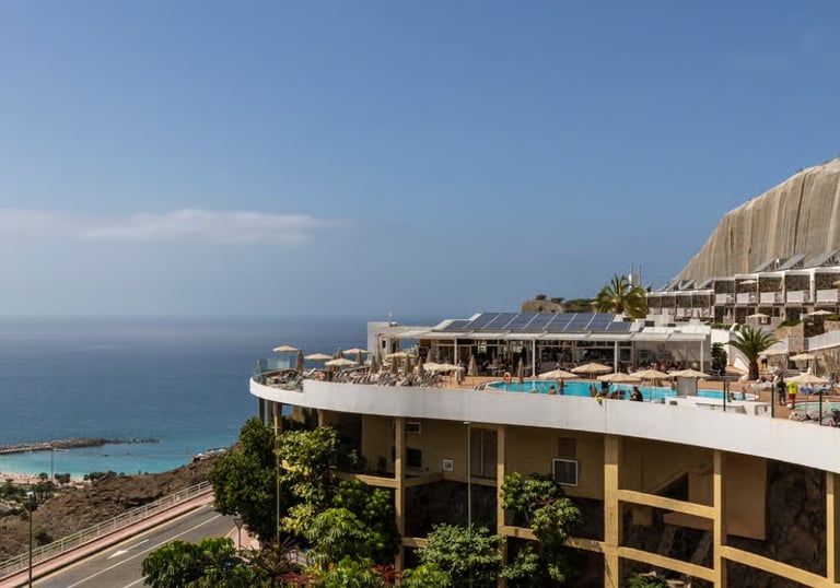 4⭐️ Servatur Altamadores