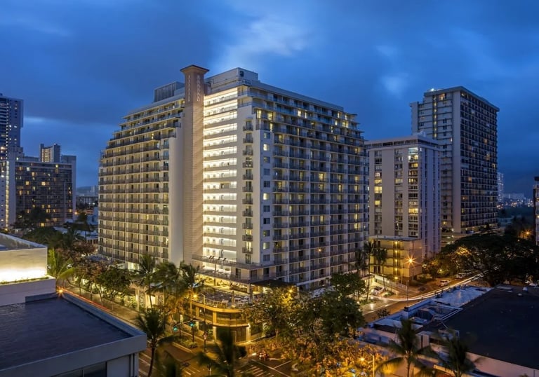 3⭐️ Hilton Garden Inn Waikiki Beach, Honolulu