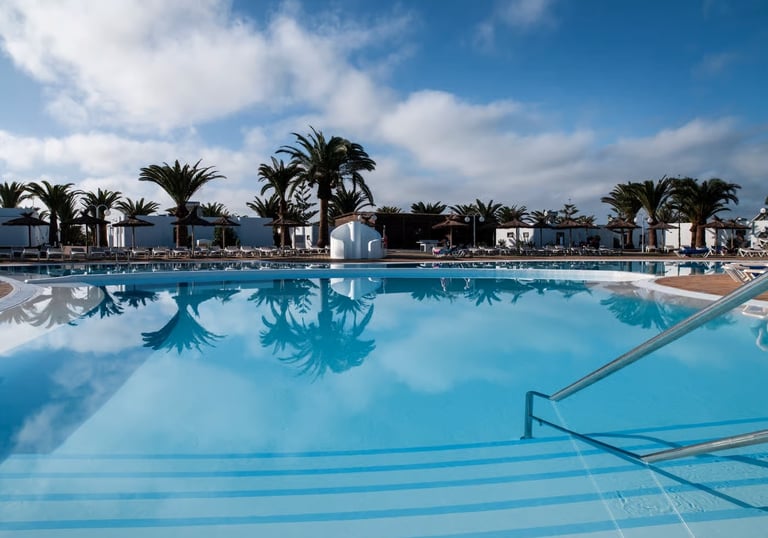 4⭐️ HL Rio Playa Blanca