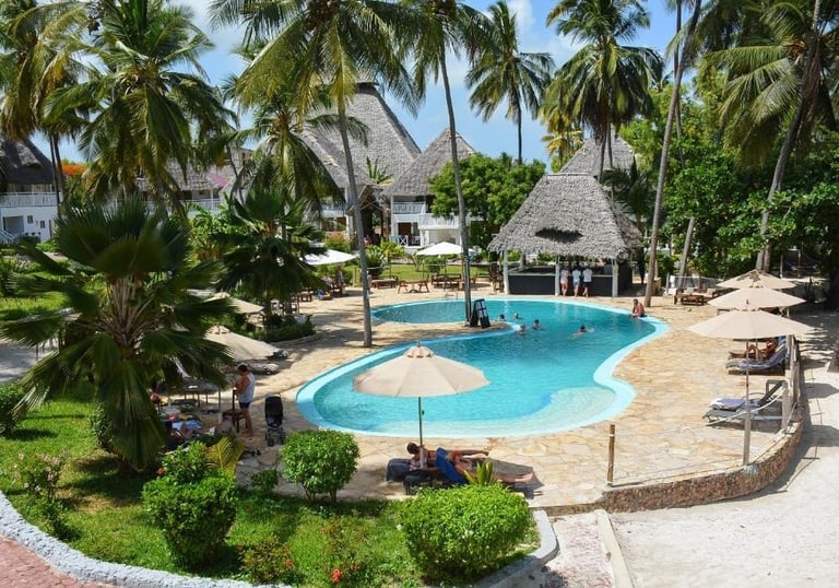 4⭐️ Paradise Beach Resort & Spa