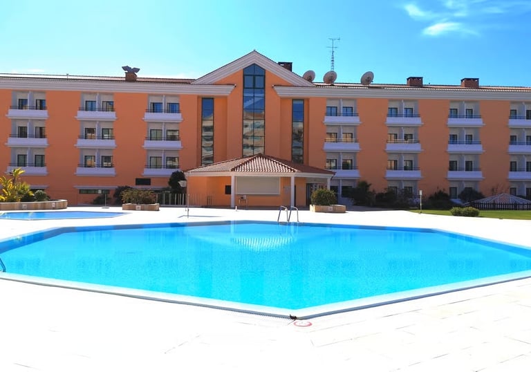 4⭐️ Riviera Hotel Carcavelos