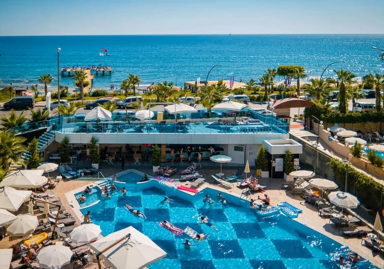 5⭐️ Sunprime C-Lounge - Adults Only (16+)