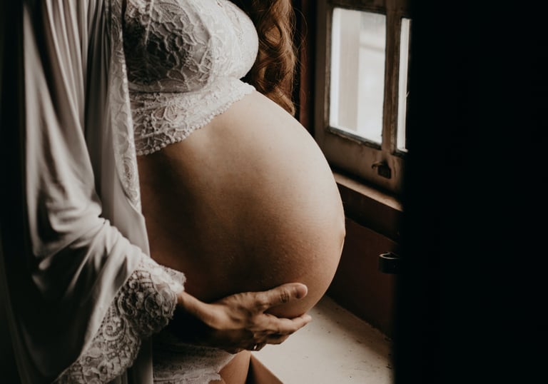 Begleitung bei Schwangerschaft und Geburt Strahlend durch Schwangerschaft und Geburt individuell Begleitung