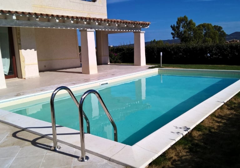 Villa con piscina privata San Teodoro