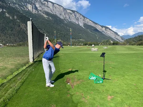 Golfer auf der Driving Range