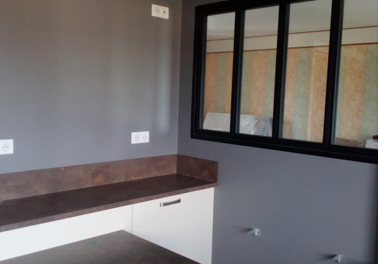 Finition peinture acrylique