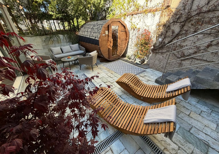 Venkovní relaxační část Private Spa Prague v Praze