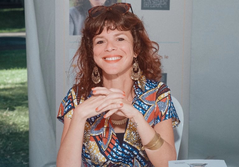 La formatrice Fanny Campan - Formation mentorat Premium Signatures d'autrices - Plumes et Voix, Fanny Campan.