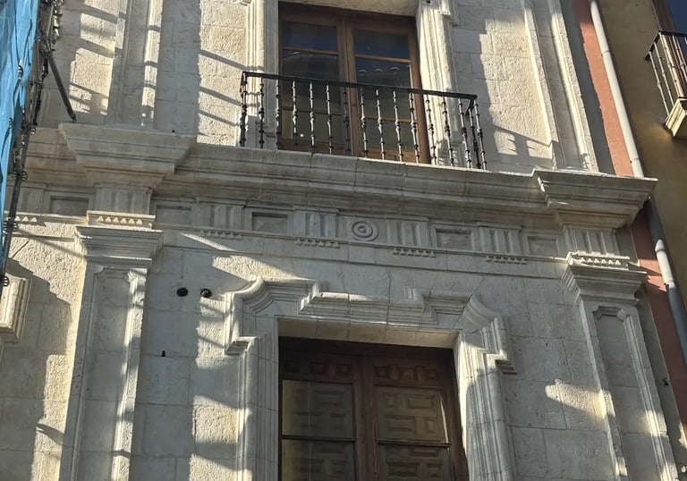 Palacio del Marquez de Razalejo en Navarra, España, protegido con el consolidante Tecnan.