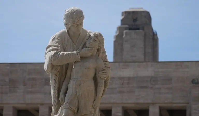 Estatuas de Lola Mora emplazadas en el Pasaje Juramento protegidas con la nanotecnología de PRS Performance de Tecnan.