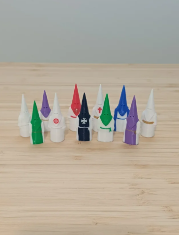 Mini nazarenos personalizados con colores de hermandades para regalo cofrade.
