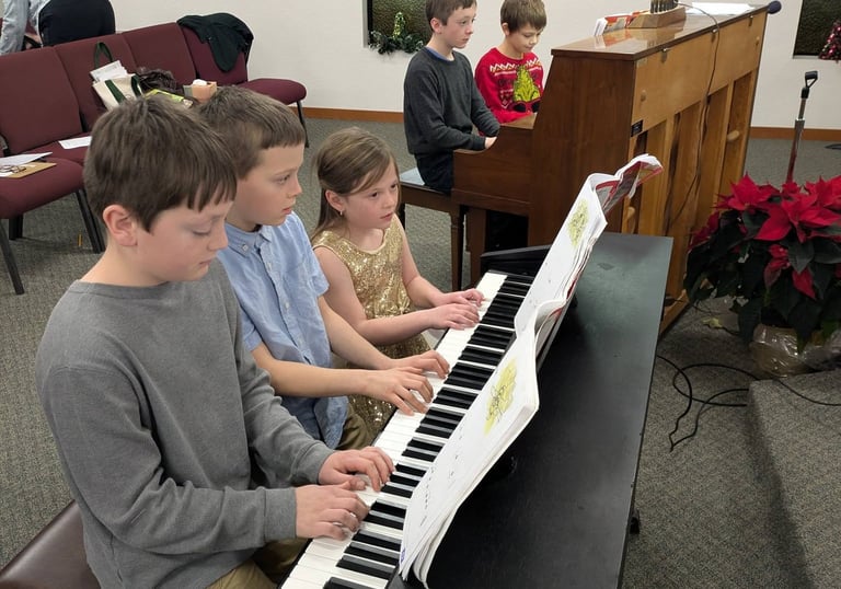 TAHB Piano Lab (small group beginner piano lessons)