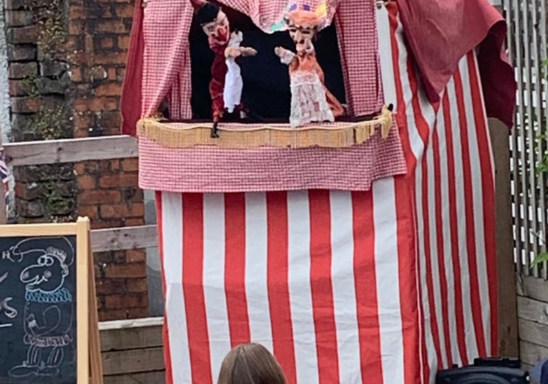  Cardiff Swansea south Wales Traditional Punch and Judy puppet show