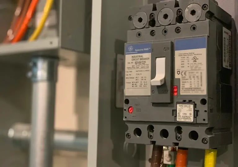 augmentation-puissance-electrique-200-amp-rive-sud.