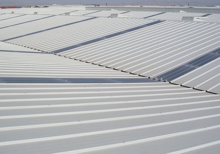 Güneş enerjisi projesi yerleşim planı ve keşif.