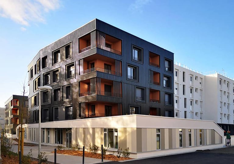 Analyse de l'existant et métrés pour projets de restructuration et réhabilitation de bâtiments.