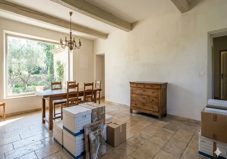 Débarras maison succession dans le  Gard.