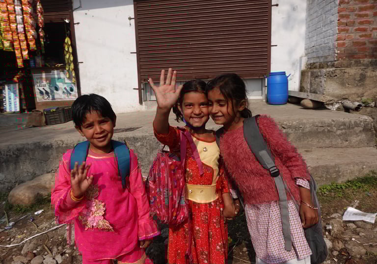 Image of "Three young girls with a smiling Face"  clicked by Swastika Rajput