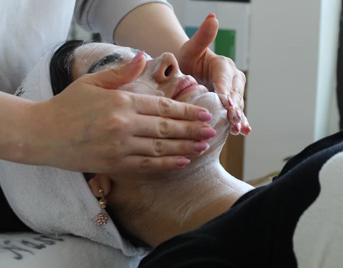 Professional makeup artist doing makeup