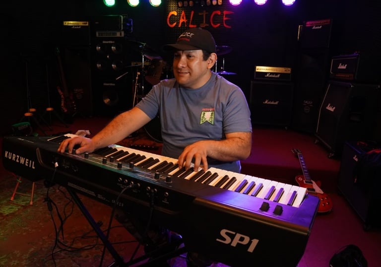Carlitos Calice es un Talentoso, Creativo e Innovador Arreglista Musical.