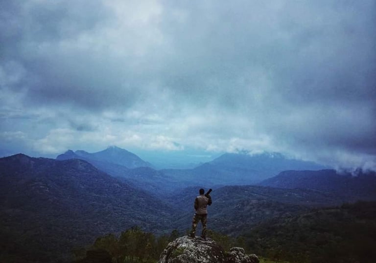 TREKKING AND WILDLIFE PHOTOGRAPHY