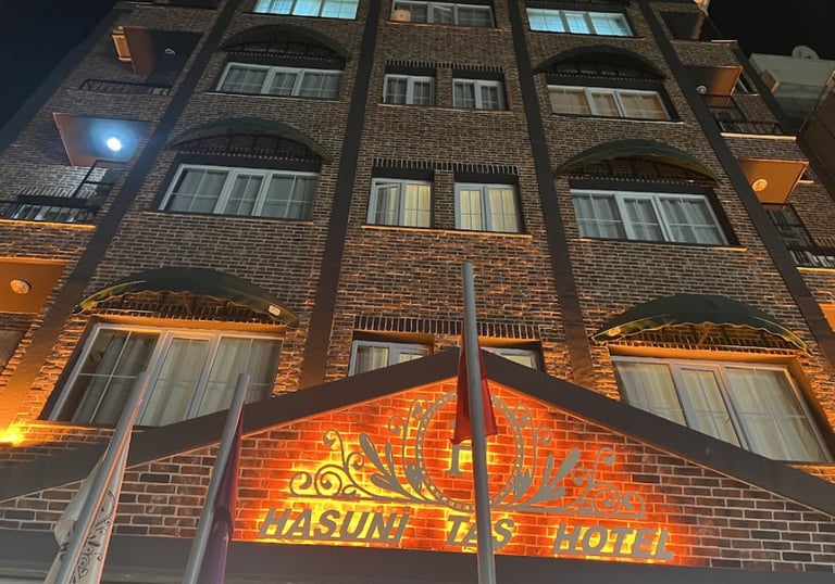 Hasuni Taş Hotel