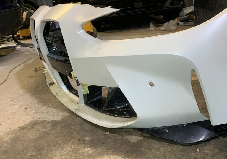 Expert car bodywork repair service in NW2