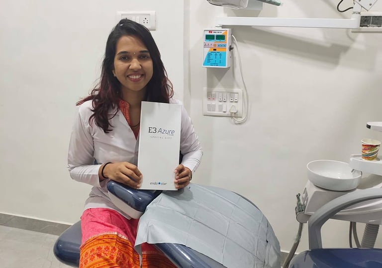 Dr Gayatri Pendse,Smyline dental clinic,dentist in nerul,dentist in navi mumbai