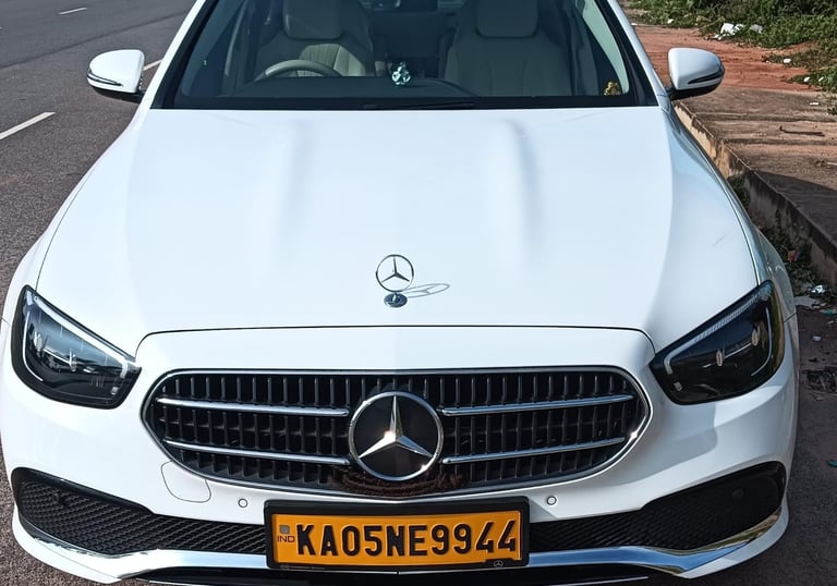 Mercedez Benz - Jyothisree Tours and Travels