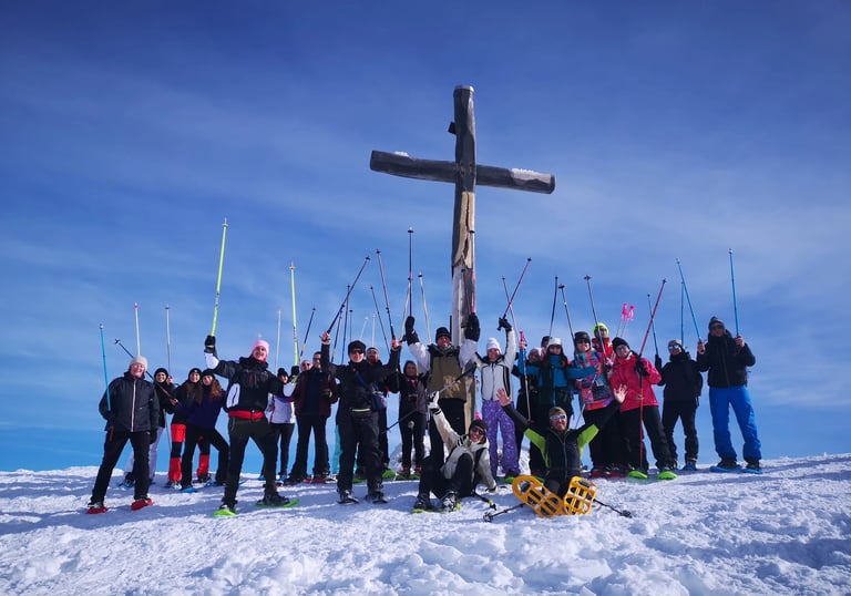 foto di gruppo durante una ciapolata in Abruzzo
