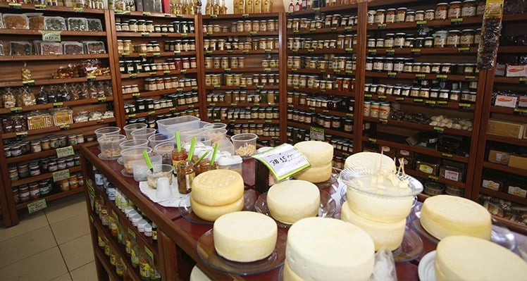 doces de araxa queijo araxa souvenires