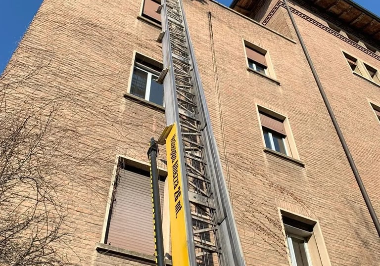 Scala montacarichi