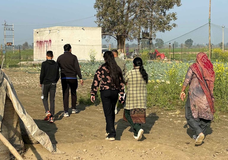 Customers at Panipat organica farm