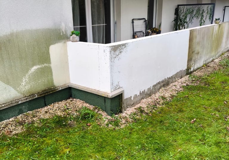 Nettoyage par drone, démoussage de toiture, Nettoyage de panneaux solaires, façade et bardage 